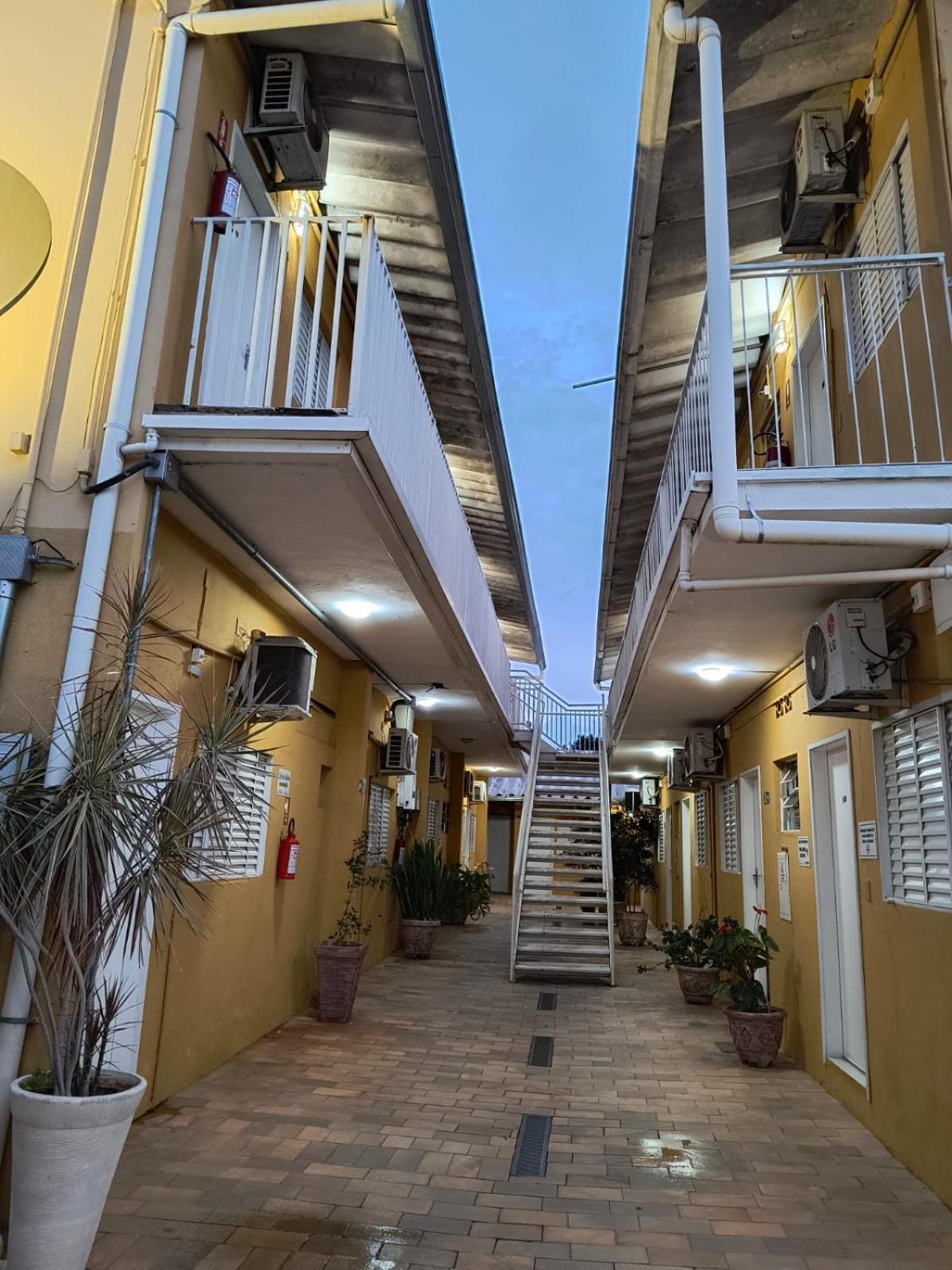 Unibarao Hotel -Proximo As Universidades Unicamp-Puc-Hospitais -Bancos-Restaurantes-Praca Capital -Shopping Dom Pedro - Expo Dom Pedro-Ceasa Campinas  Ngoại thất bức ảnh